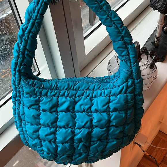 COS Mini quilted bag in turquoise - Picture 3 of 9